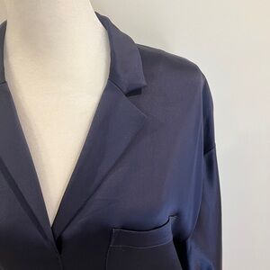 Babaton Aritzia Silky Navy Top XS